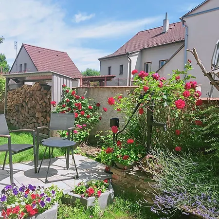 Apartman Kacov * Kácov